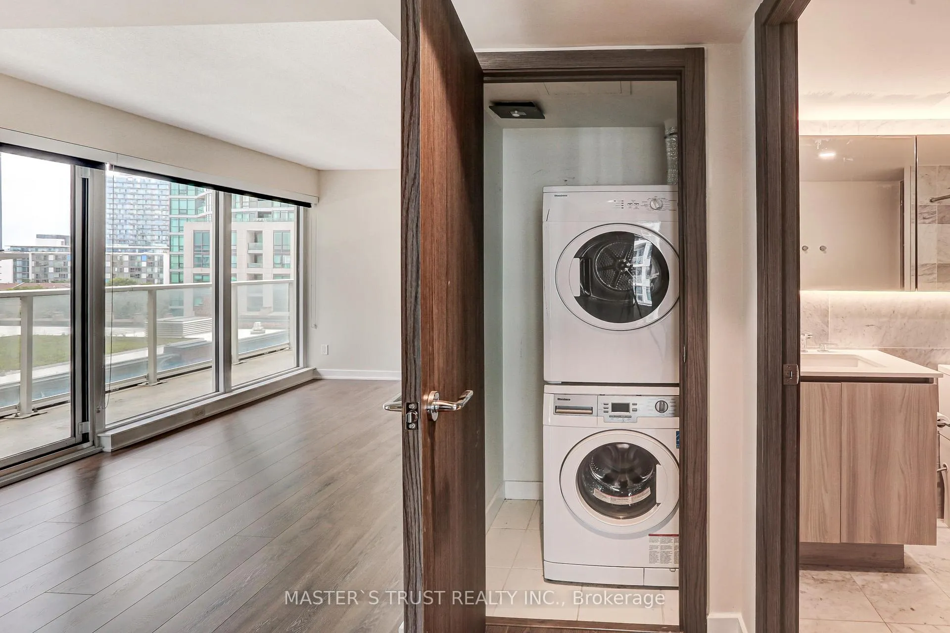 Photo 21 of Unit 711, 19 Bathurst Street, Toronto, Waterfront Communities — HOMEH