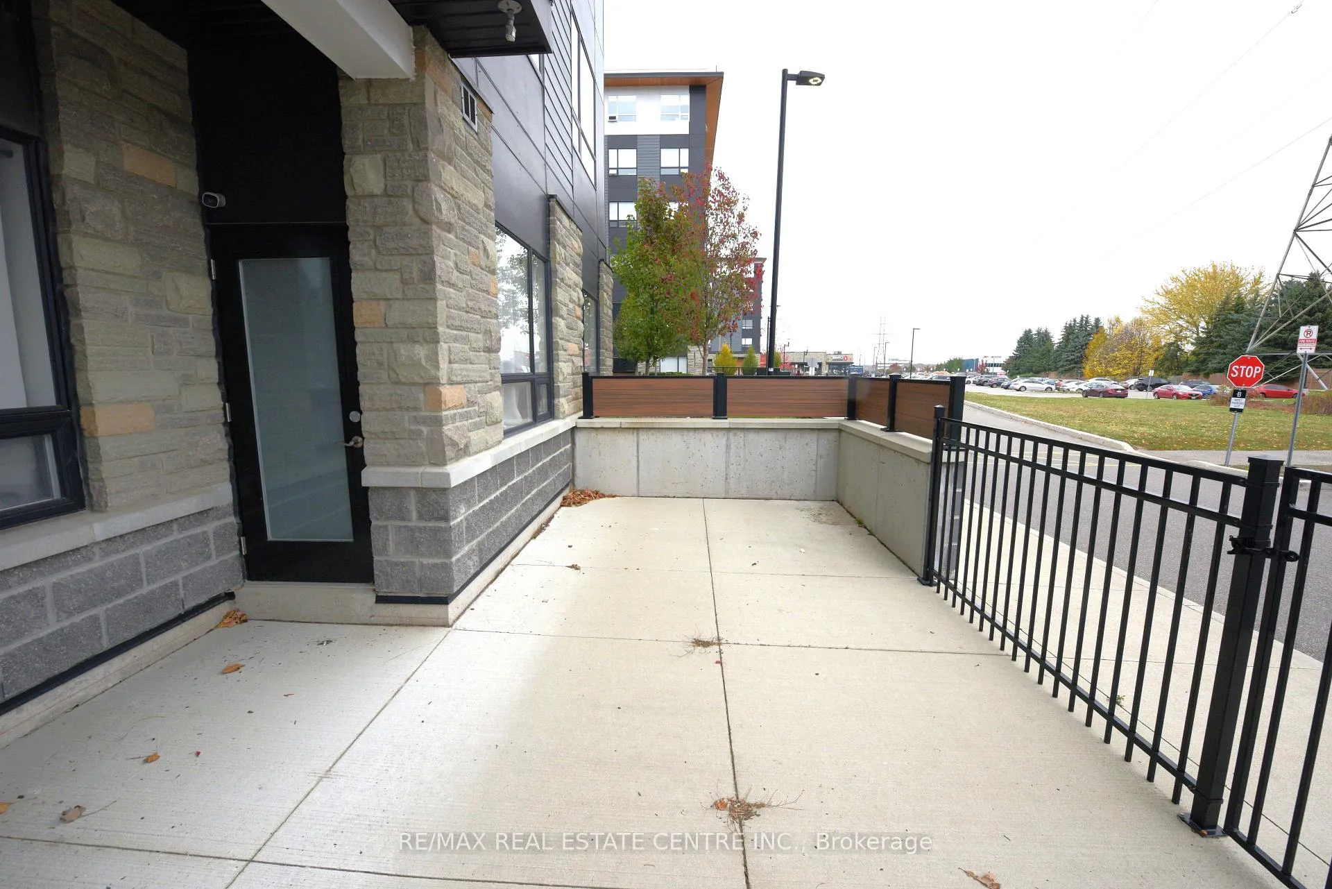 Photo 7 of Unit 102, 247 Northfield Drive E, Waterloo — HOMEH