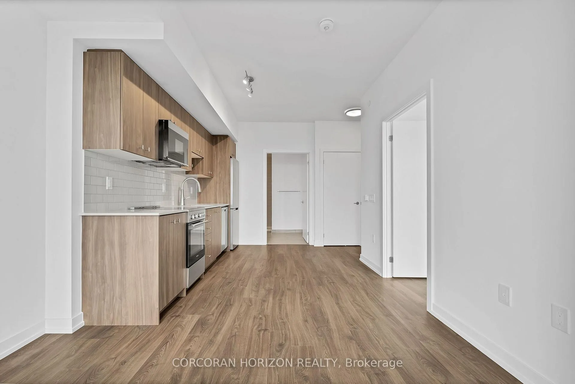 Photo 4 of Unit 2814, 15 Wellington Street, Kitchener, Cherry Hill — HOMEH
