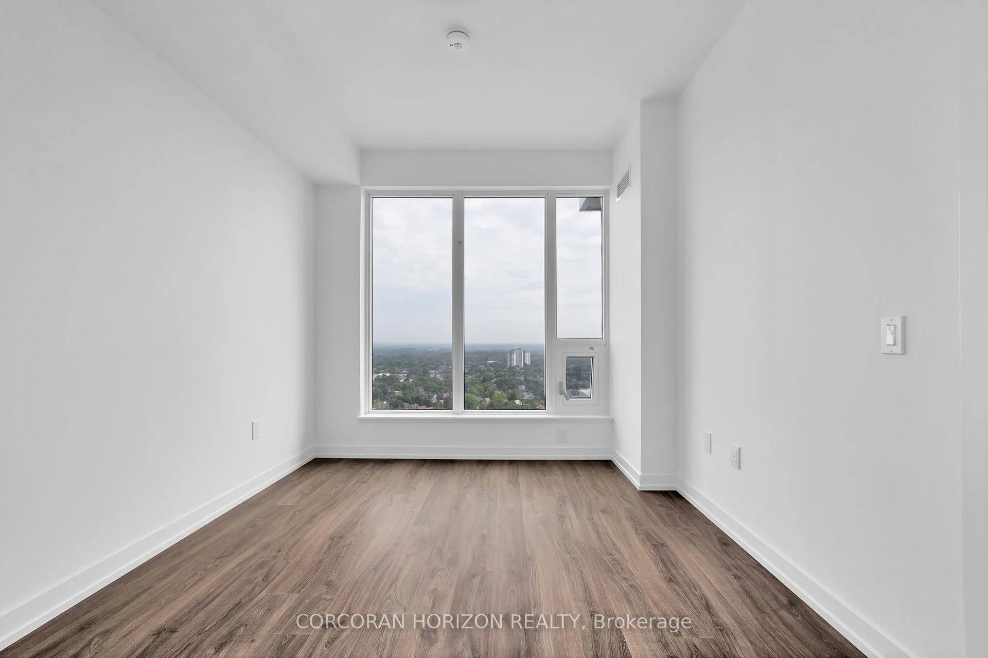 Photo 8 of Unit 2814, 15 Wellington Street, Kitchener, Cherry Hill — HOMEH