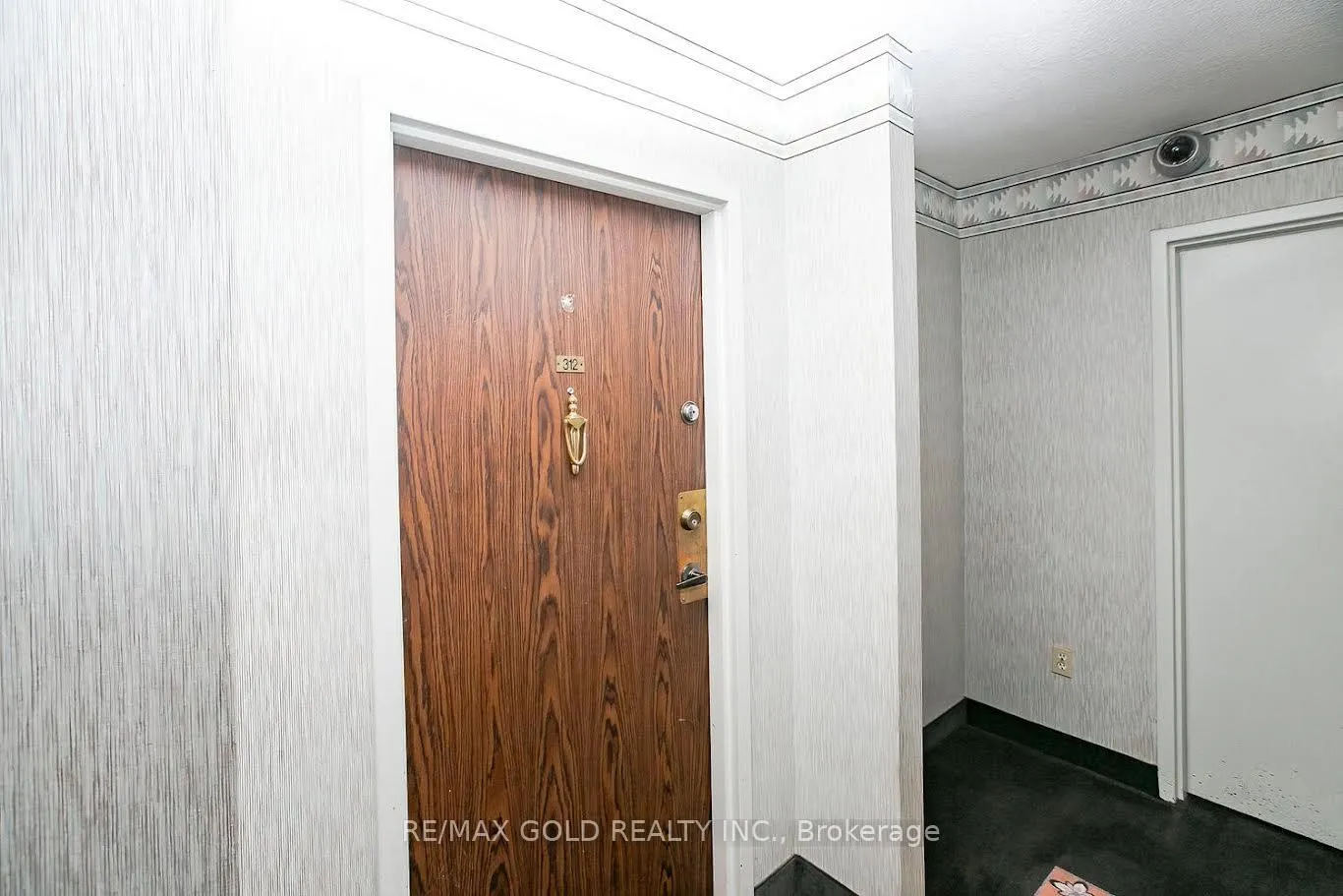 Photo 2 of Unit 312, 15 Kensington Road, Brampton, Queen Street Corridor — HOMEH