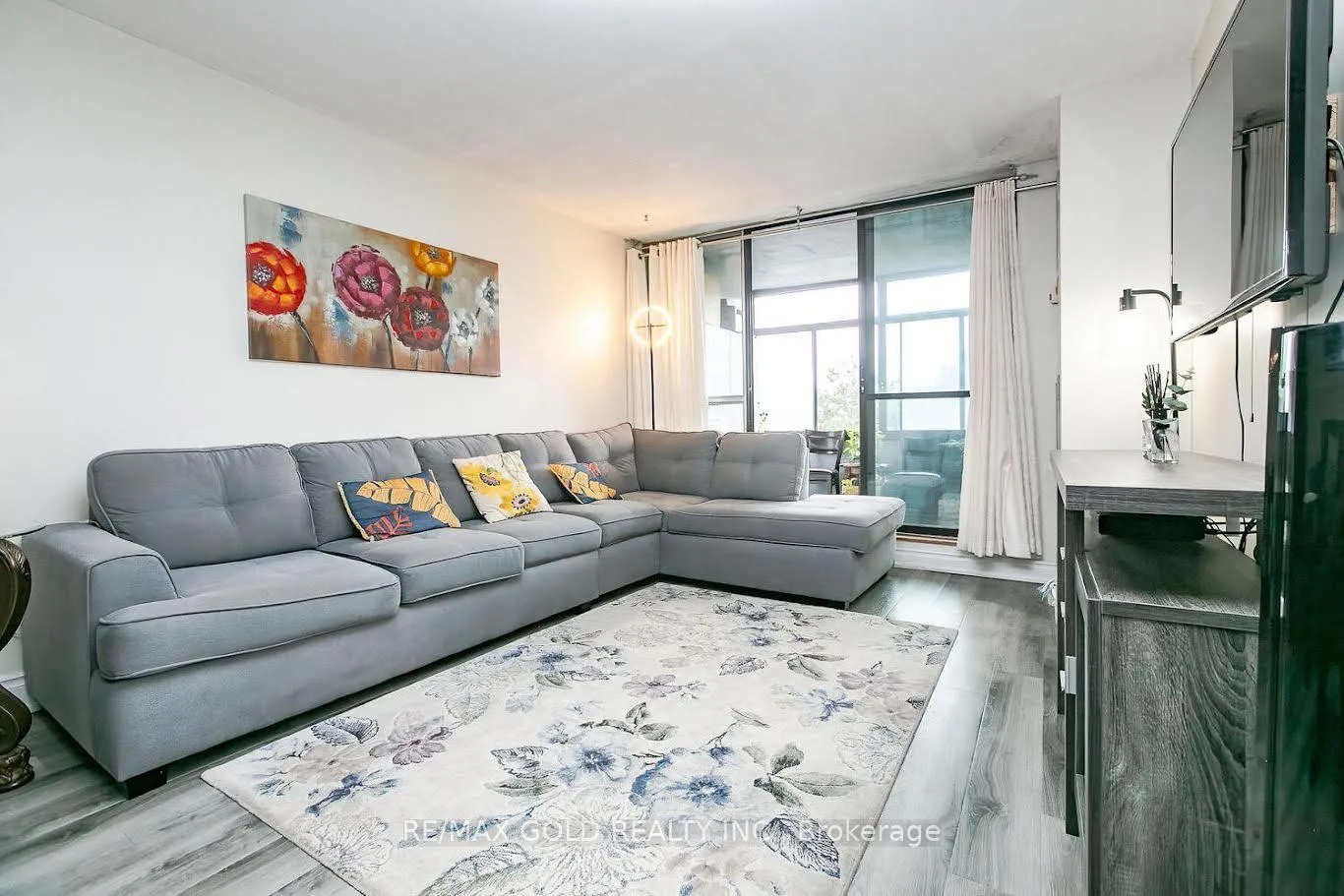 Photo 9 of Unit 312, 15 Kensington Road, Brampton, Queen Street Corridor — HOMEH
