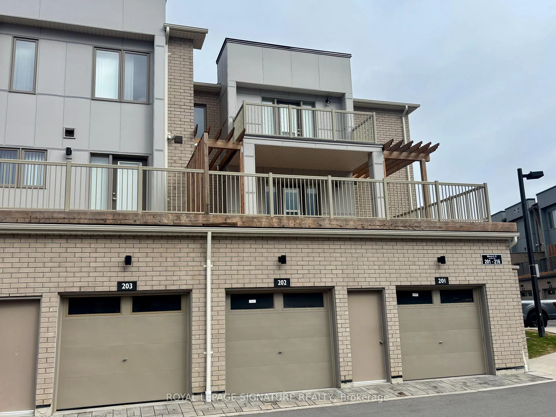 Photo 3 of Unit 202, 1525 Kingston Road, Pickering, Town Centre — HOMEH