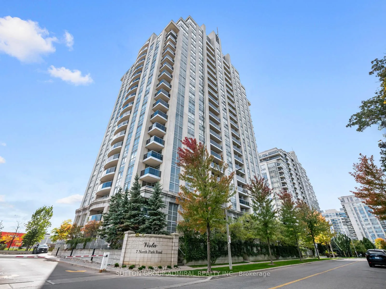 Photo 1 of Unit 805, 7 North Park Road, Vaughan, Beverley Glen — HOMEH