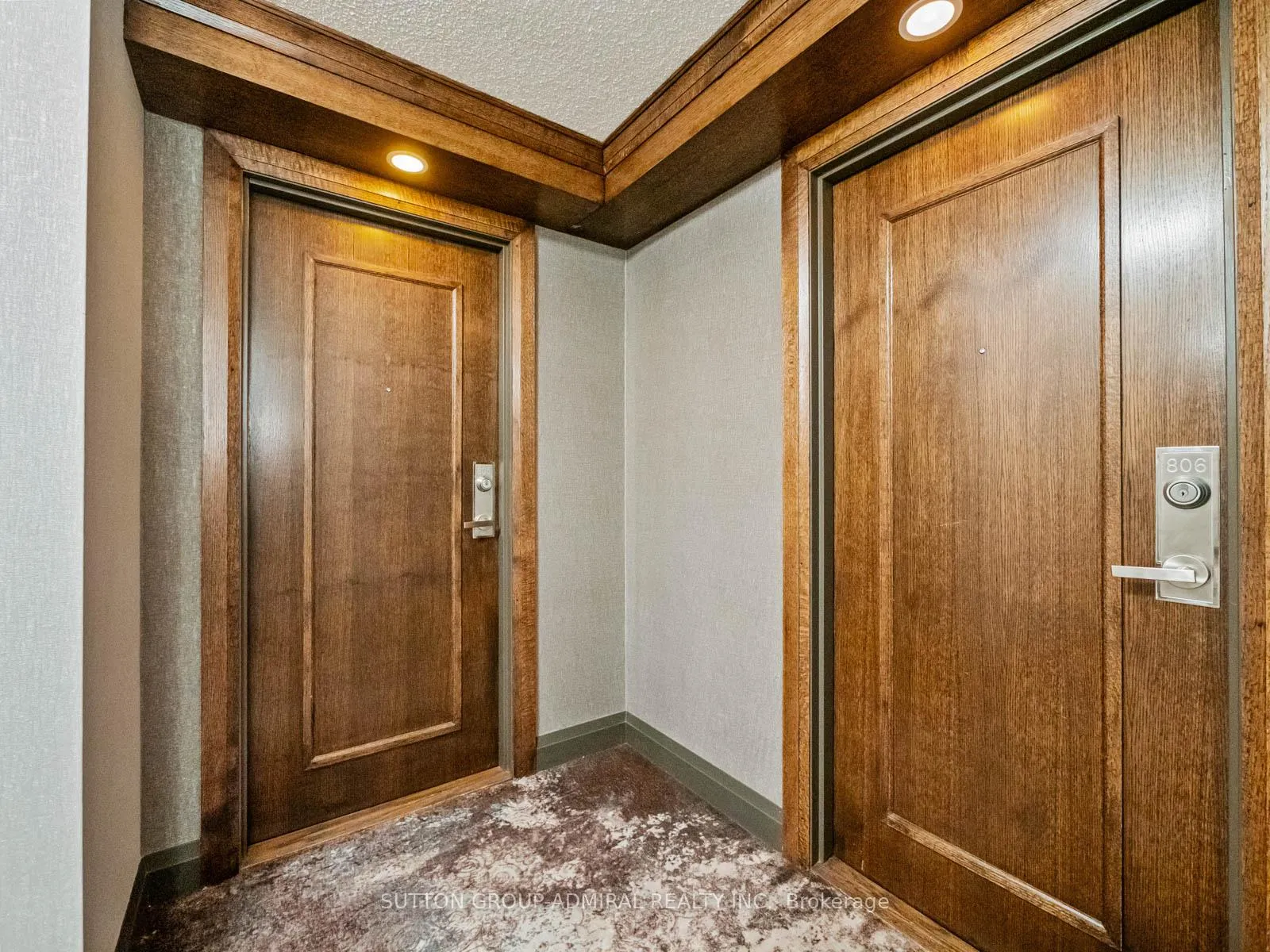 Photo 5 of Unit 805, 7 North Park Road, Vaughan, Beverley Glen — HOMEH