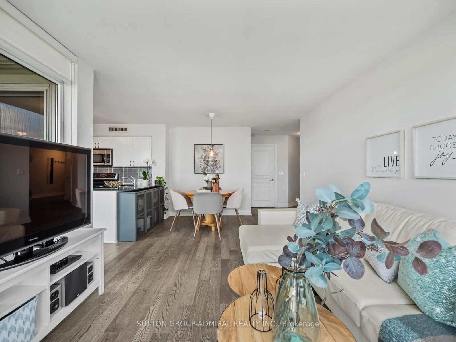 Photo 20 of Unit 805, 7 North Park Road, Vaughan, Beverley Glen — HOMEH