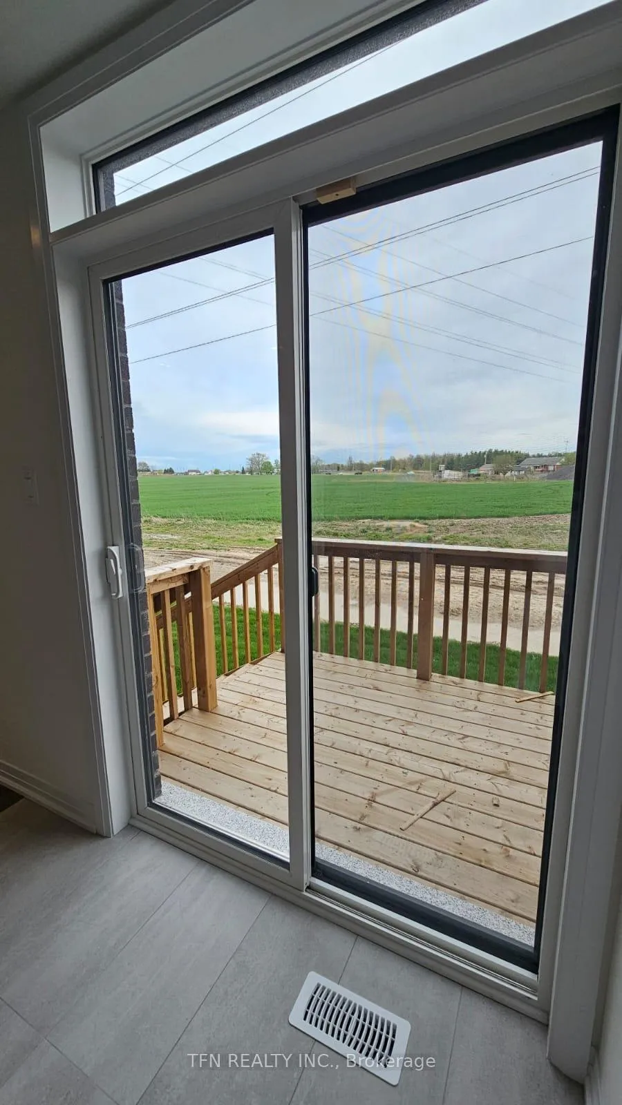 Photo 9 of Unit 8, 15 Peach Street, Thorold, Hurricane/Merrittville — HOMEH