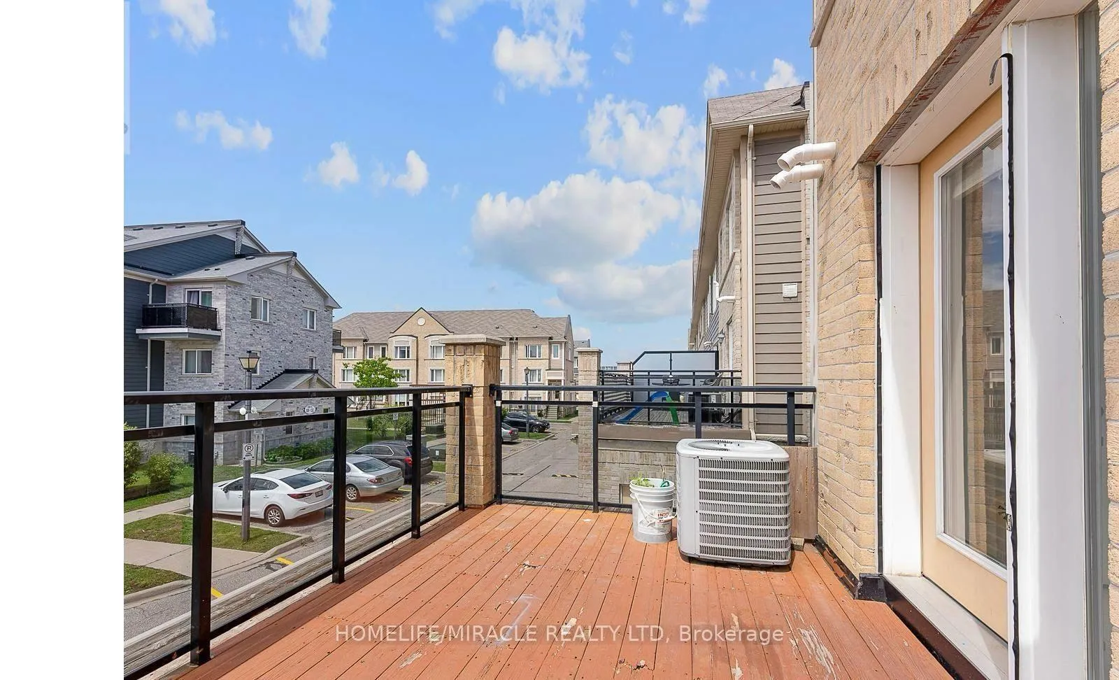 Photo 14 of Unit 61, 60 Fairwood Circle, Brampton, Sandringham-Wellington — HOMEH