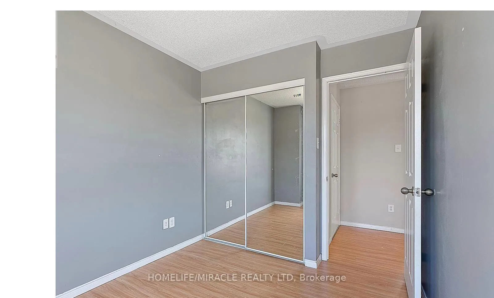 Photo 28 of Unit 61, 60 Fairwood Circle, Brampton, Sandringham-Wellington — HOMEH
