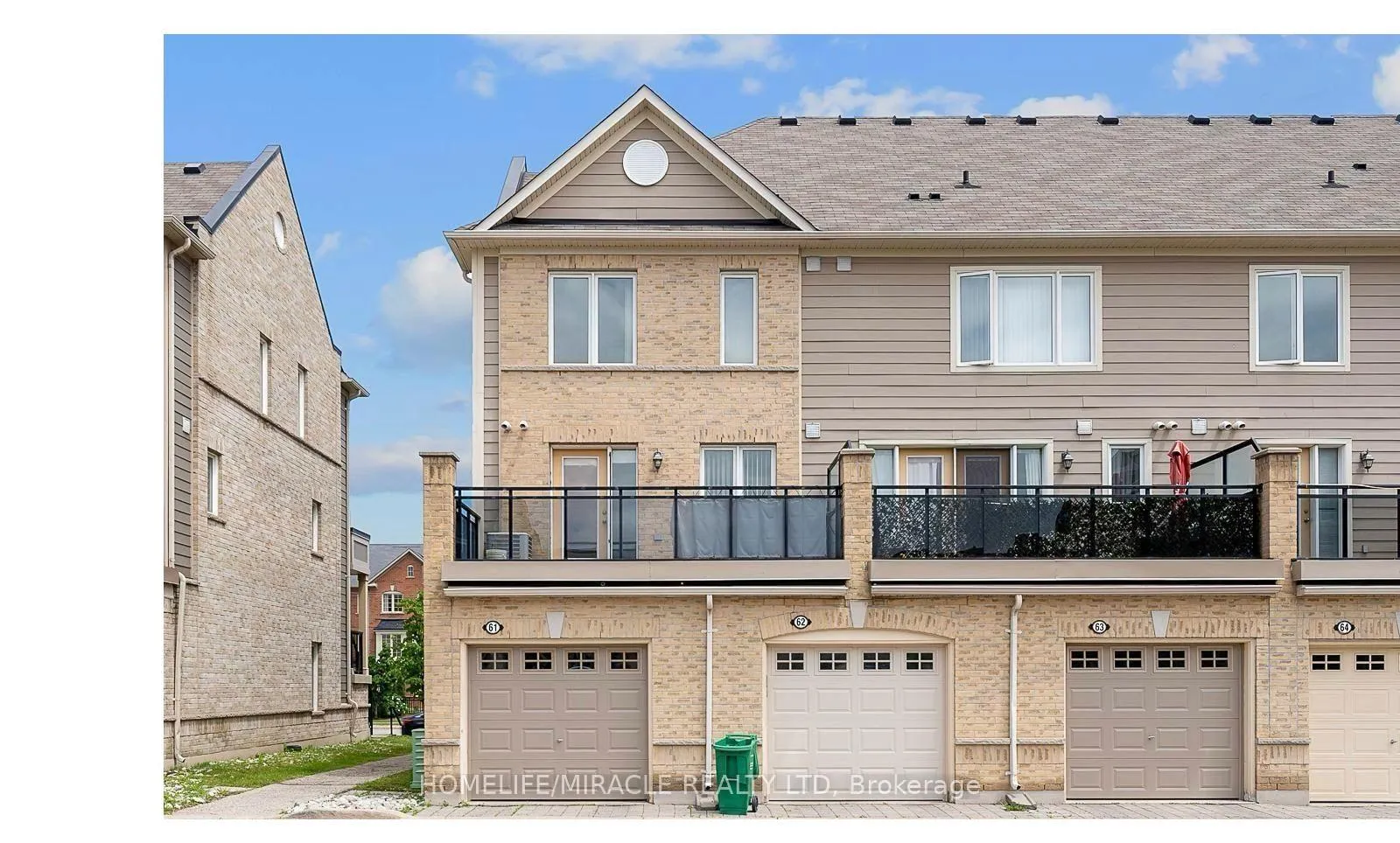 Photo 32 of Unit 61, 60 Fairwood Circle, Brampton, Sandringham-Wellington — HOMEH