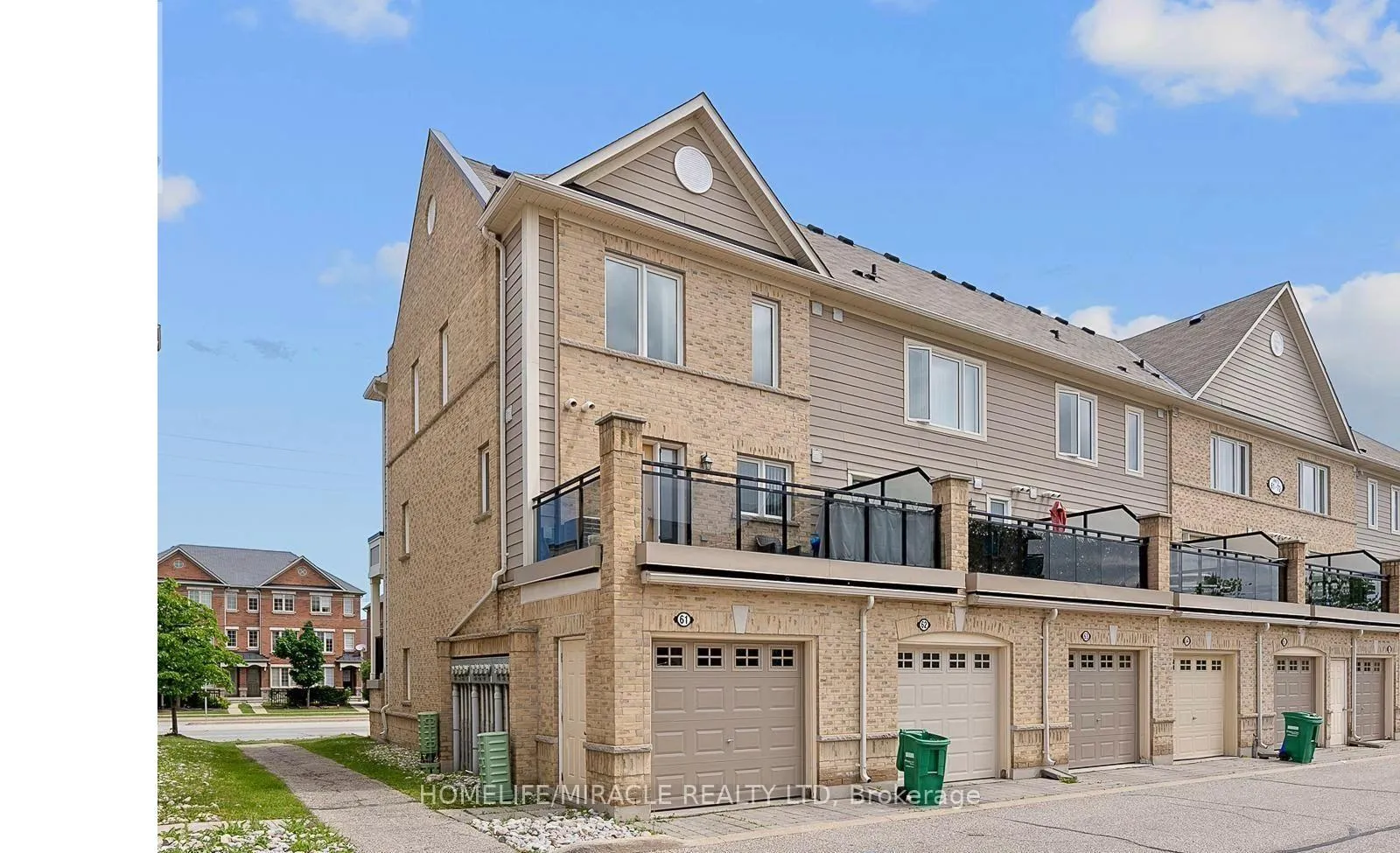 Photo 33 of Unit 61, 60 Fairwood Circle, Brampton, Sandringham-Wellington — HOMEH