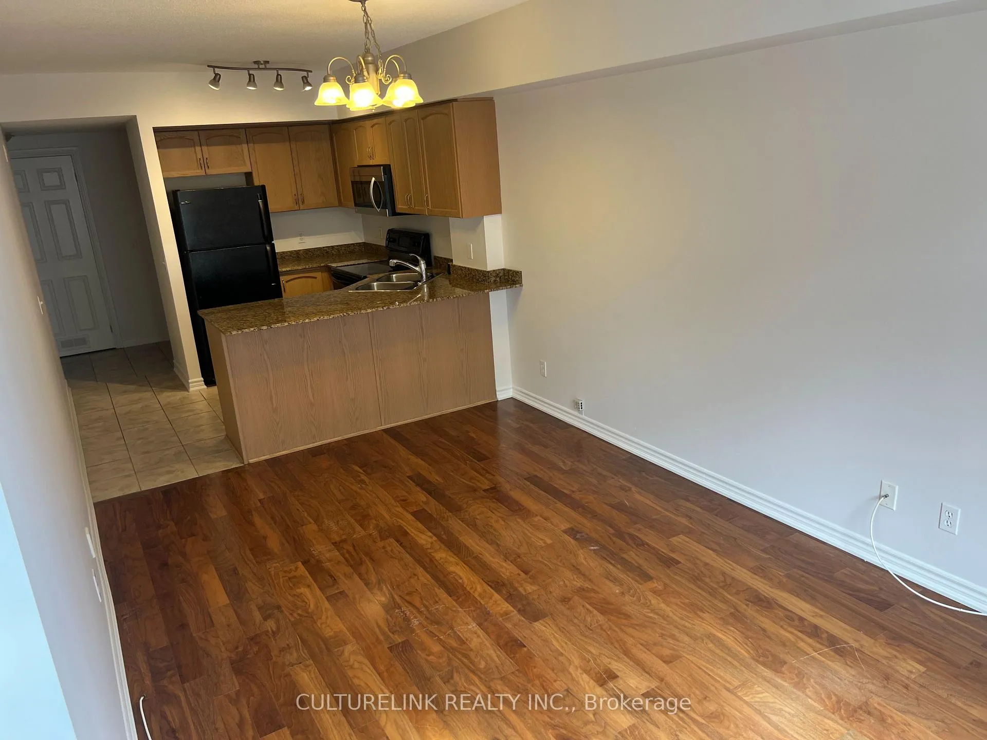 Photo 2 of Unit 306, 47 Caroline Street N, Hamilton, Central — HOMEH