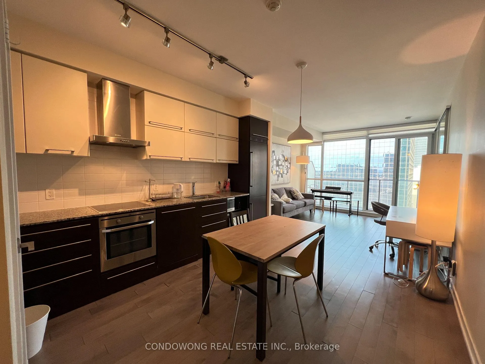 Front of Unit 1803, 770 Bay Street