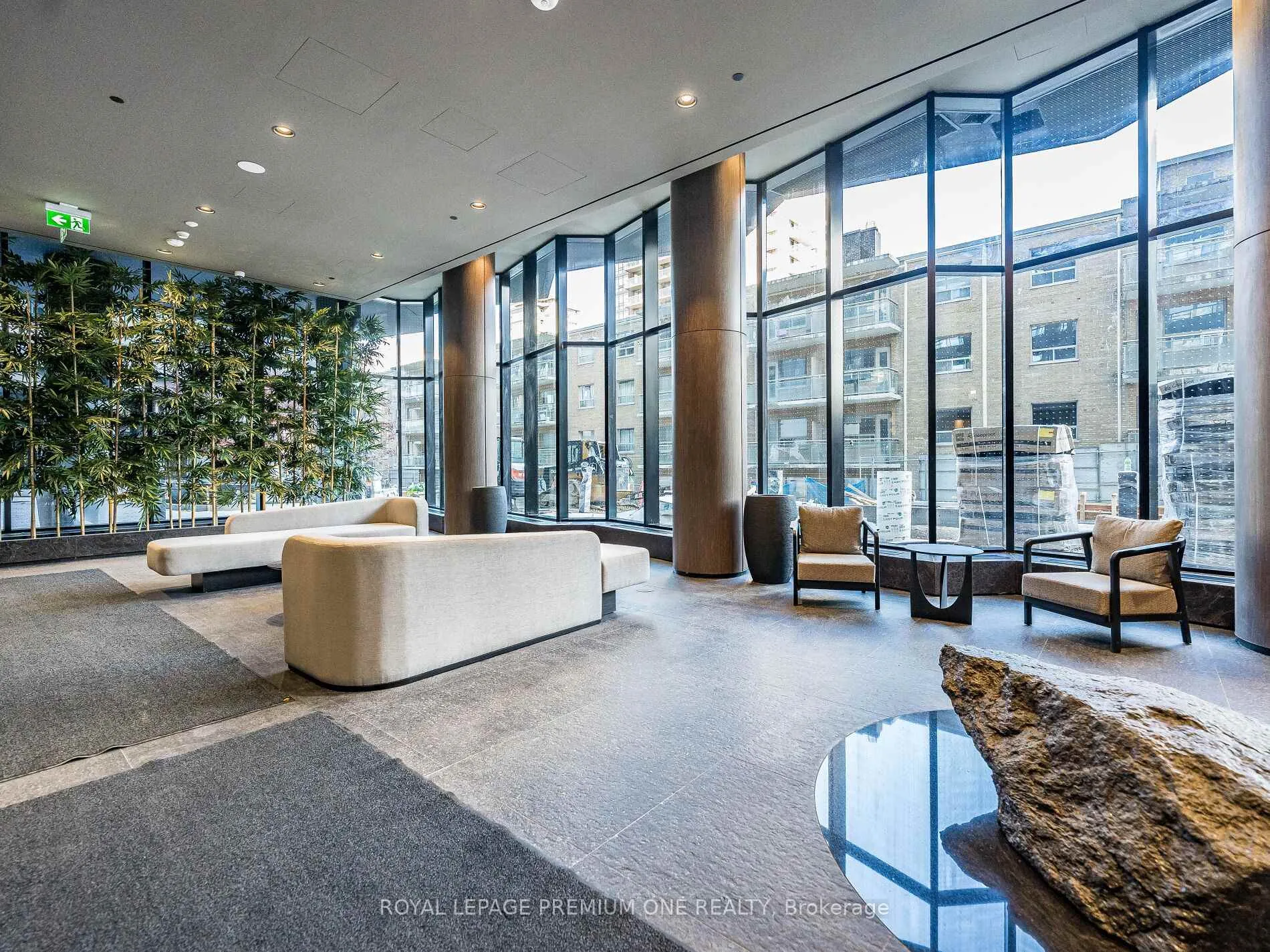 Photo 6 of Unit #310S, 110 Broadway Avenue, Toronto, Mount Pleasant West — HOMEH