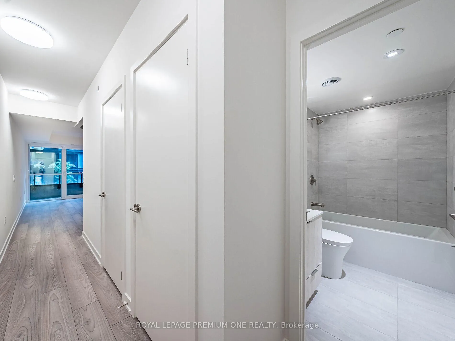 Photo 12 of Unit #310S, 110 Broadway Avenue, Toronto, Mount Pleasant West — HOMEH