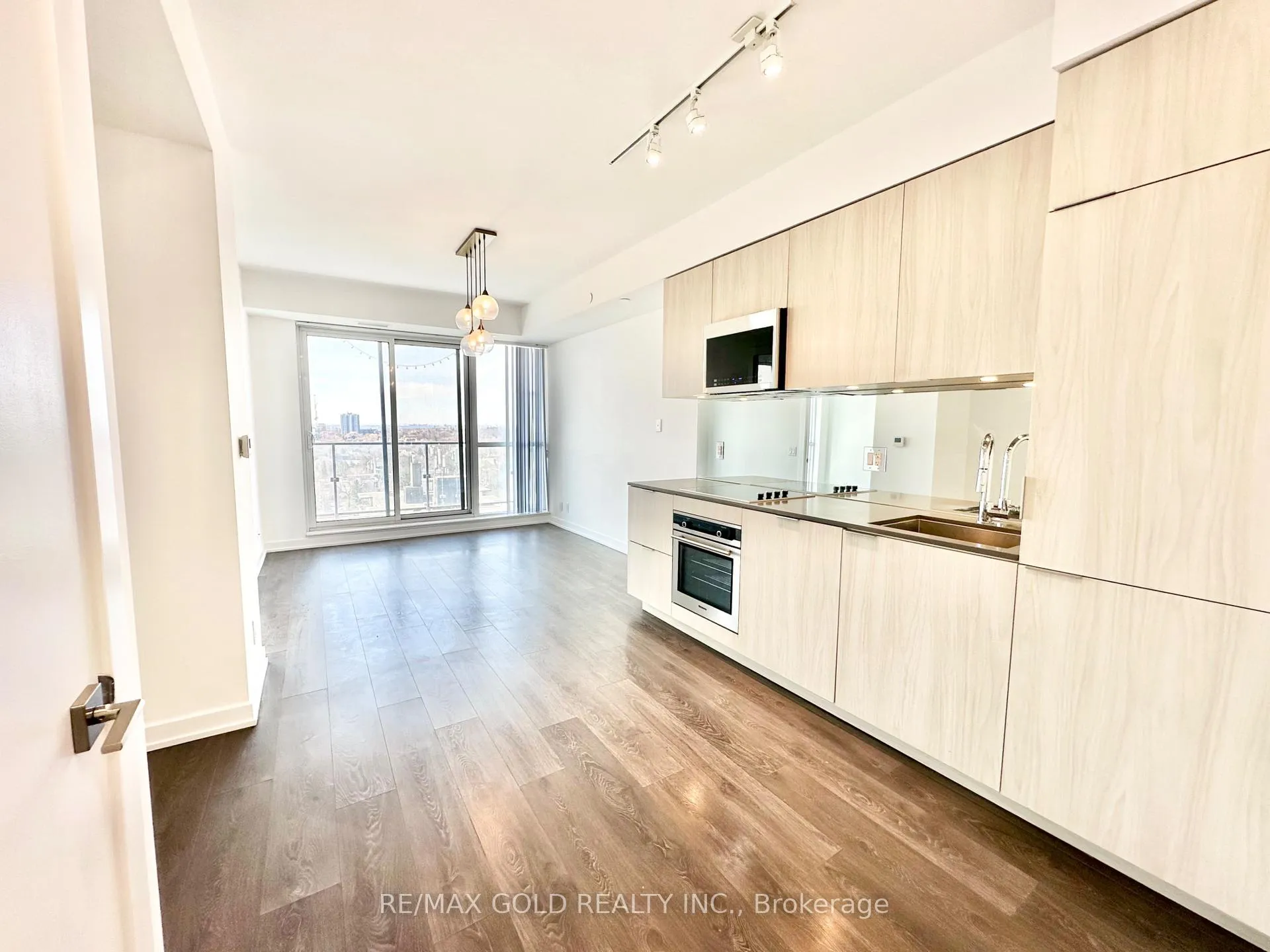 Photo 15 of Unit 1605, 609 Avenue Road, Toronto, Yonge-St. Clair — HOMEH