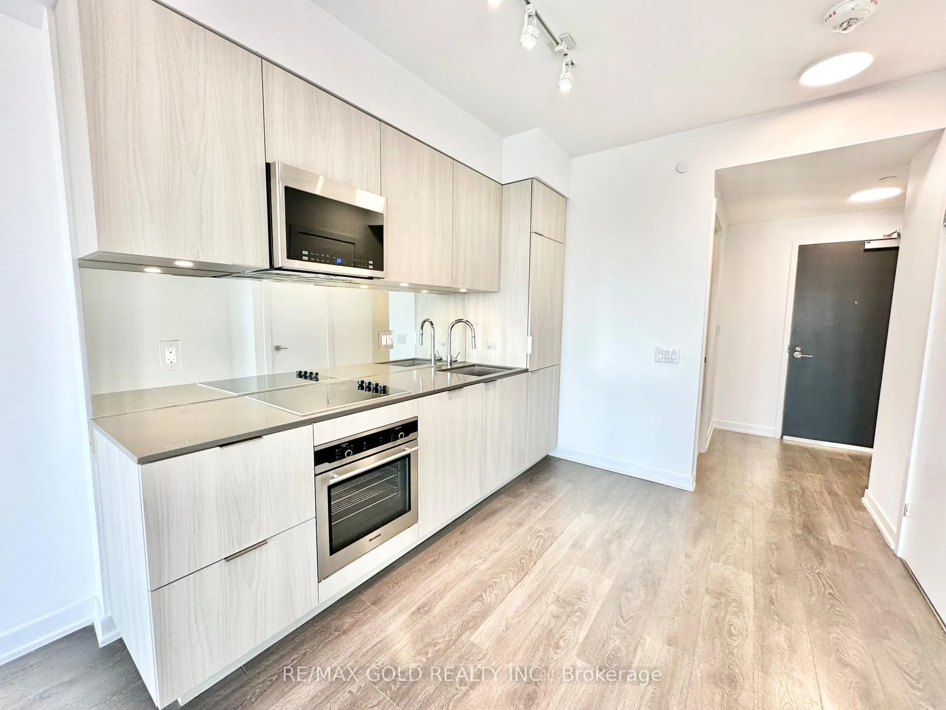 Photo 19 of Unit 1605, 609 Avenue Road, Toronto, Yonge-St. Clair — HOMEH