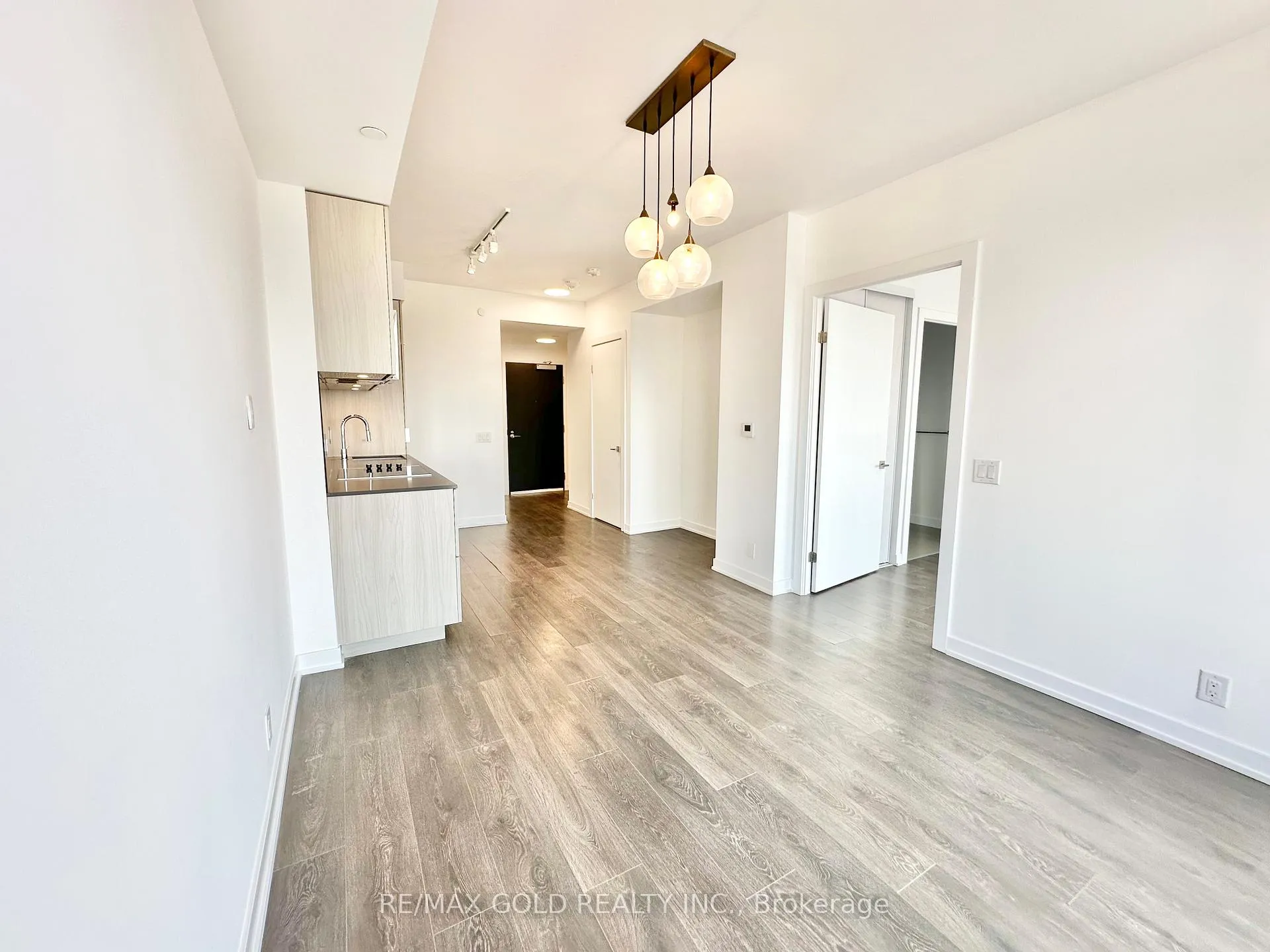 Photo 21 of Unit 1605, 609 Avenue Road, Toronto, Yonge-St. Clair — HOMEH