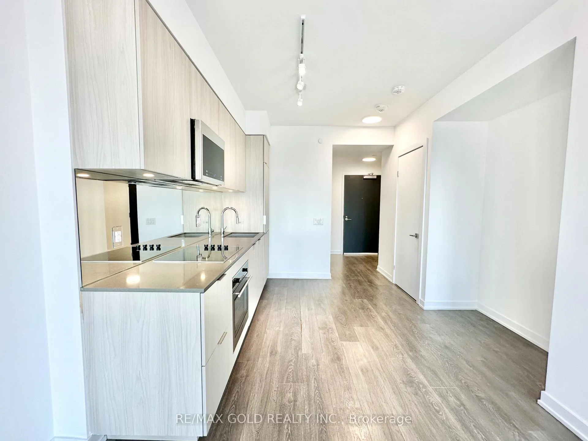 Photo 23 of Unit 1605, 609 Avenue Road, Toronto, Yonge-St. Clair — HOMEH