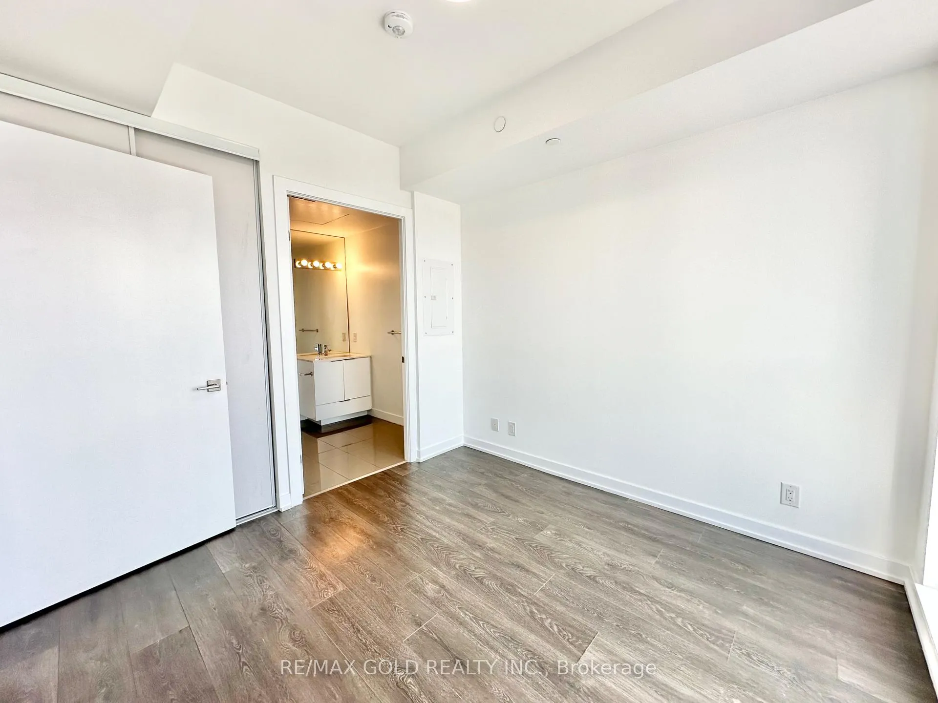 Photo 26 of Unit 1605, 609 Avenue Road, Toronto, Yonge-St. Clair — HOMEH