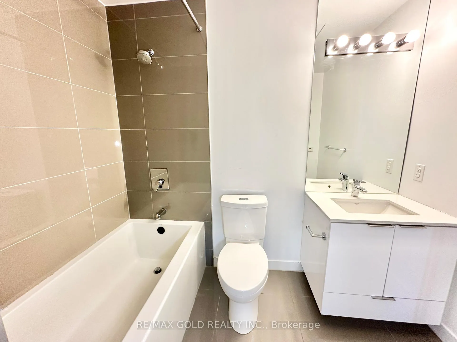Photo 27 of Unit 1605, 609 Avenue Road, Toronto, Yonge-St. Clair — HOMEH