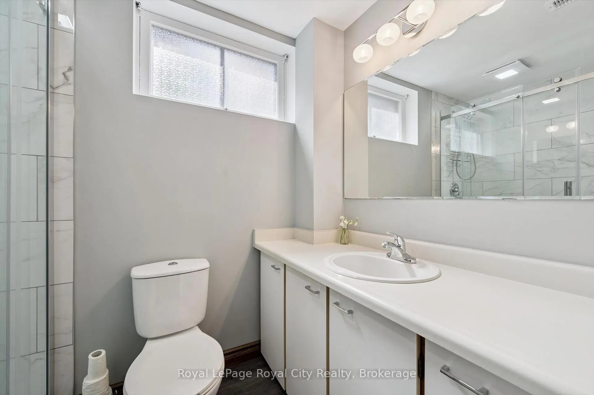 Photo 29 of 16 Kenwood Crescent, Guelph, Junction/Onward Willow — HOMEH
