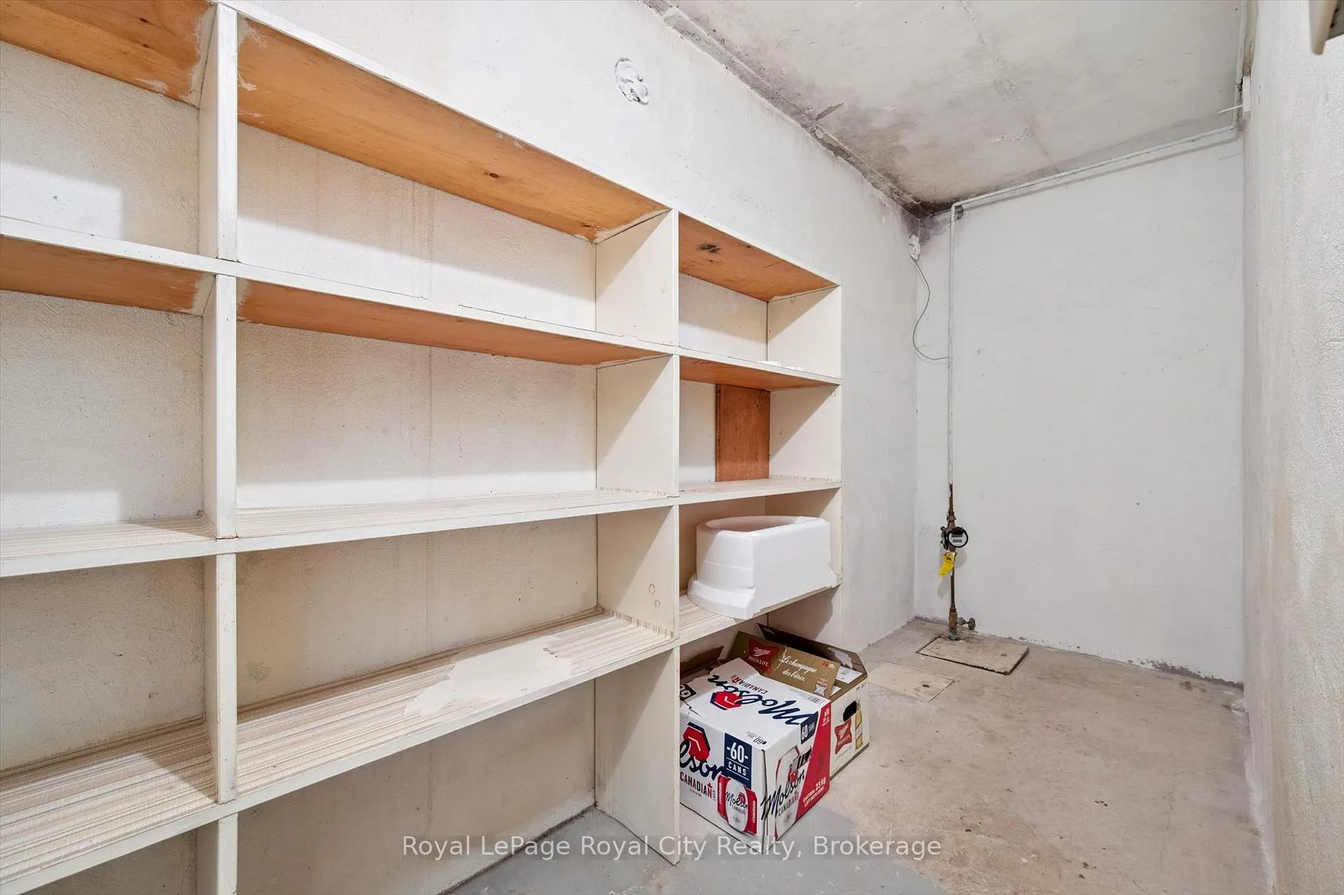 Photo 30 of 16 Kenwood Crescent, Guelph, Junction/Onward Willow — HOMEH