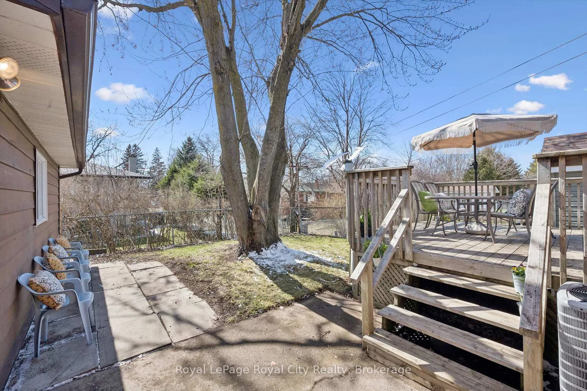 Photo 34 of 16 Kenwood Crescent, Guelph, Junction/Onward Willow — HOMEH