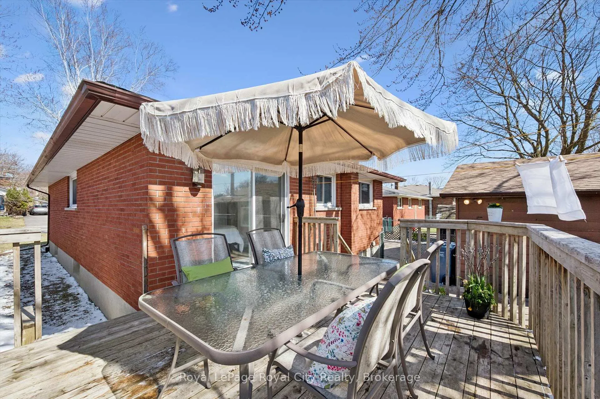Photo 38 of 16 Kenwood Crescent, Guelph, Junction/Onward Willow — HOMEH