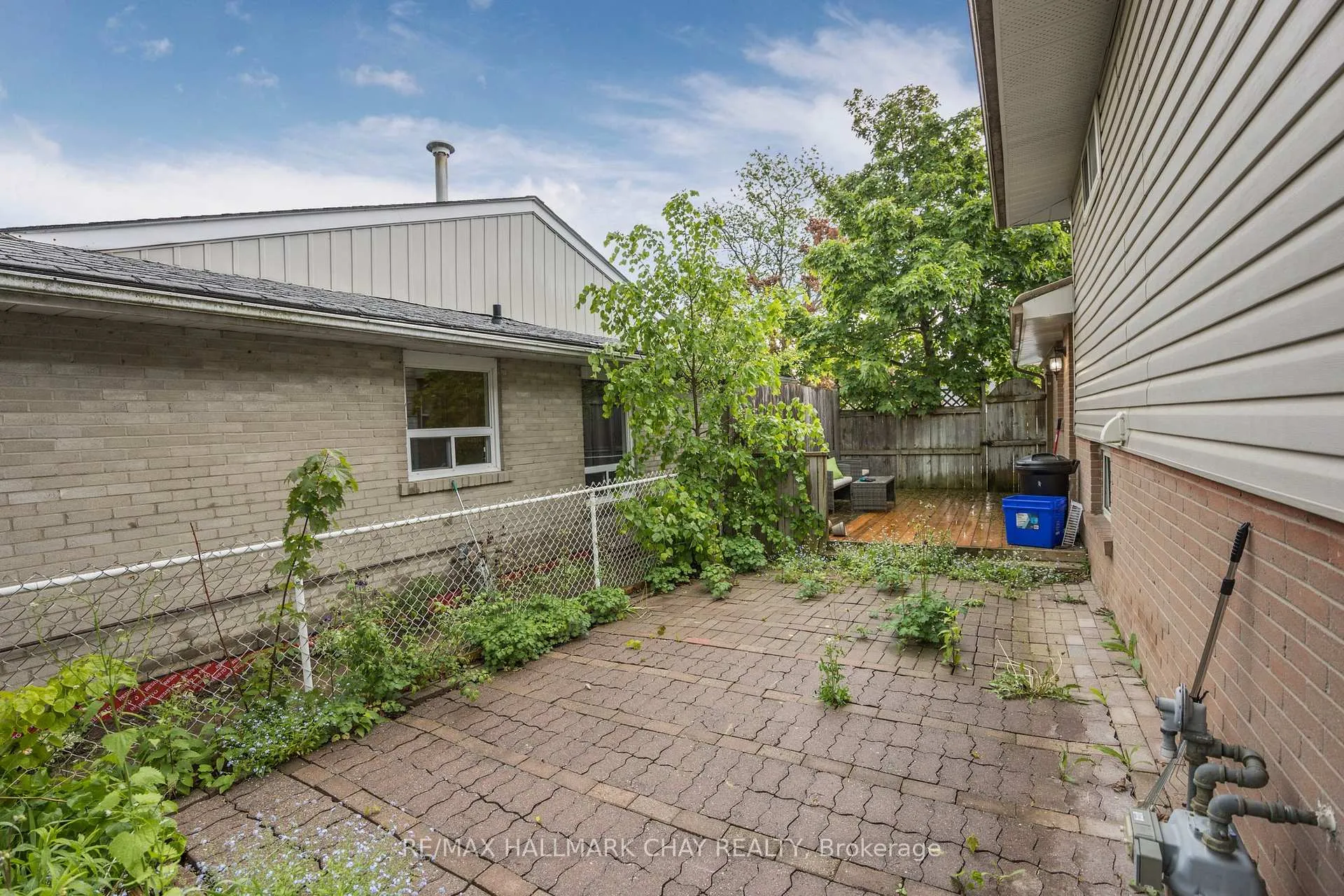 Photo 5 of Unit 1, 2, 3, 104 Daphne Crescent, Barrie, Cundles East — HOMEH