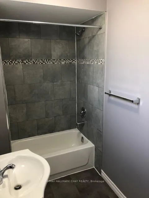 Photo 38 of Unit 1, 2, 3, 104 Daphne Crescent, Barrie, Cundles East — HOMEH