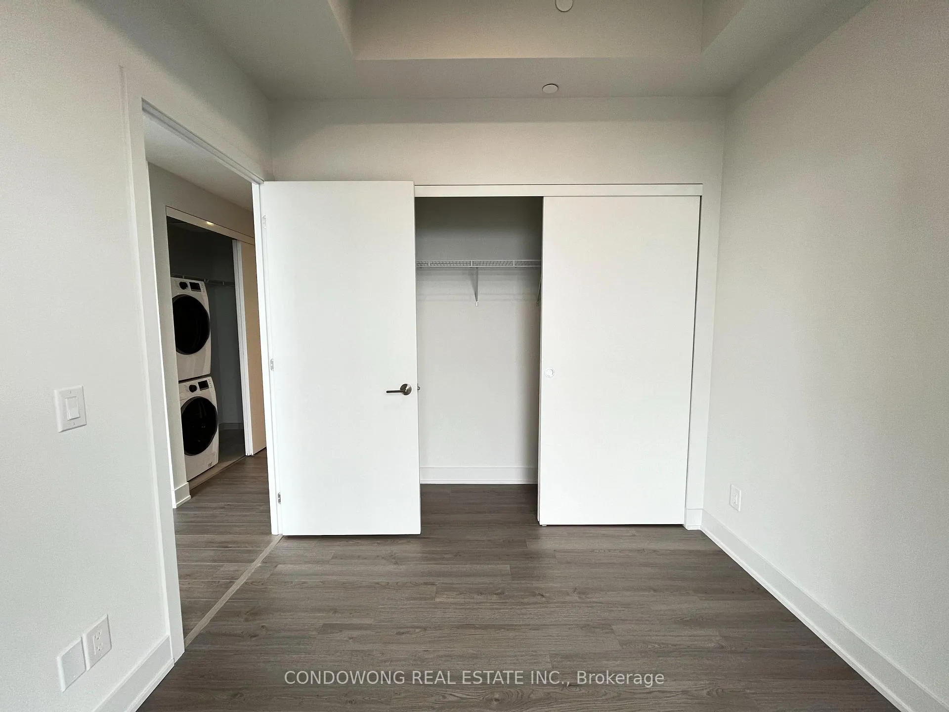Photo 11 of Unit 2702, 8 Cumberland Street, Toronto, The Annex — HOMEH