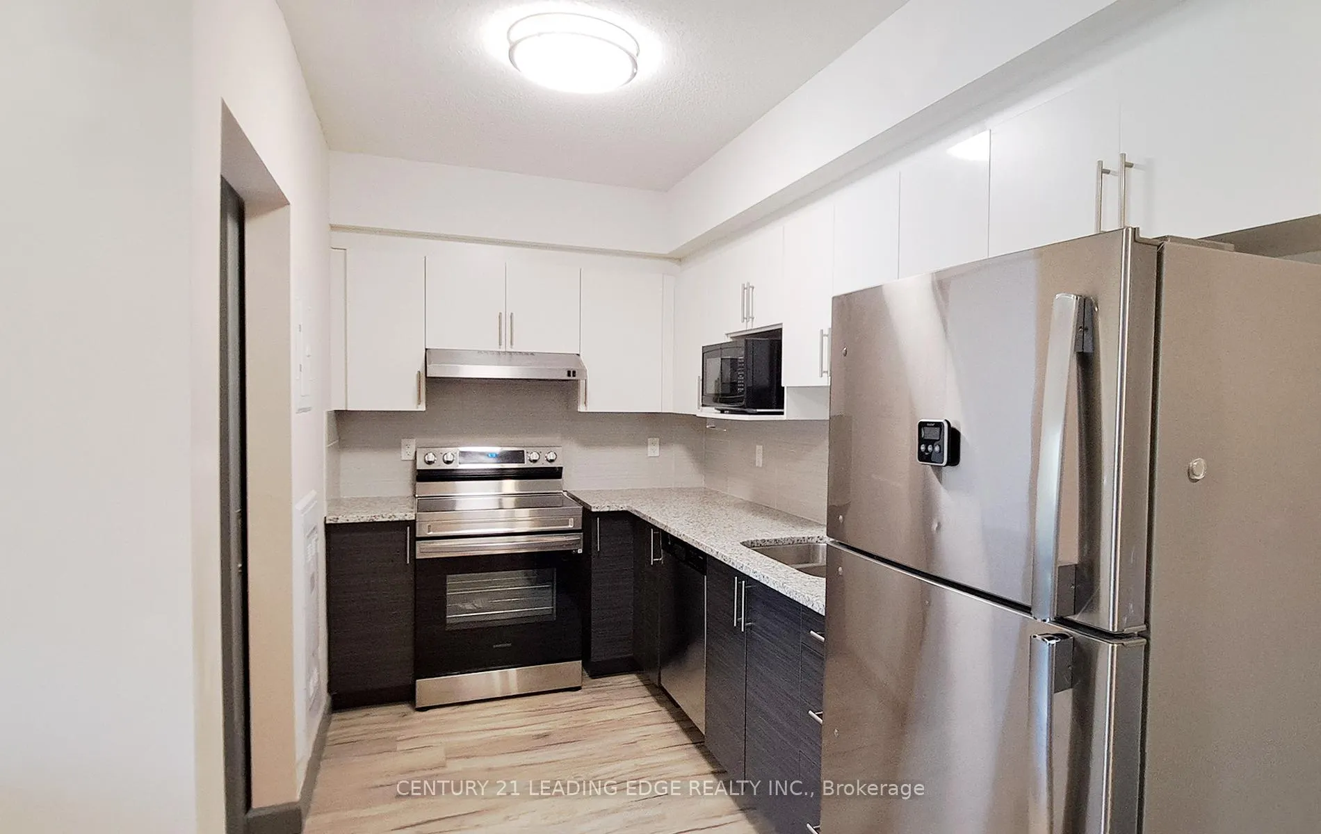Photo 5 of Unit 138, 258A Sunview Street, Waterloo — HOMEH