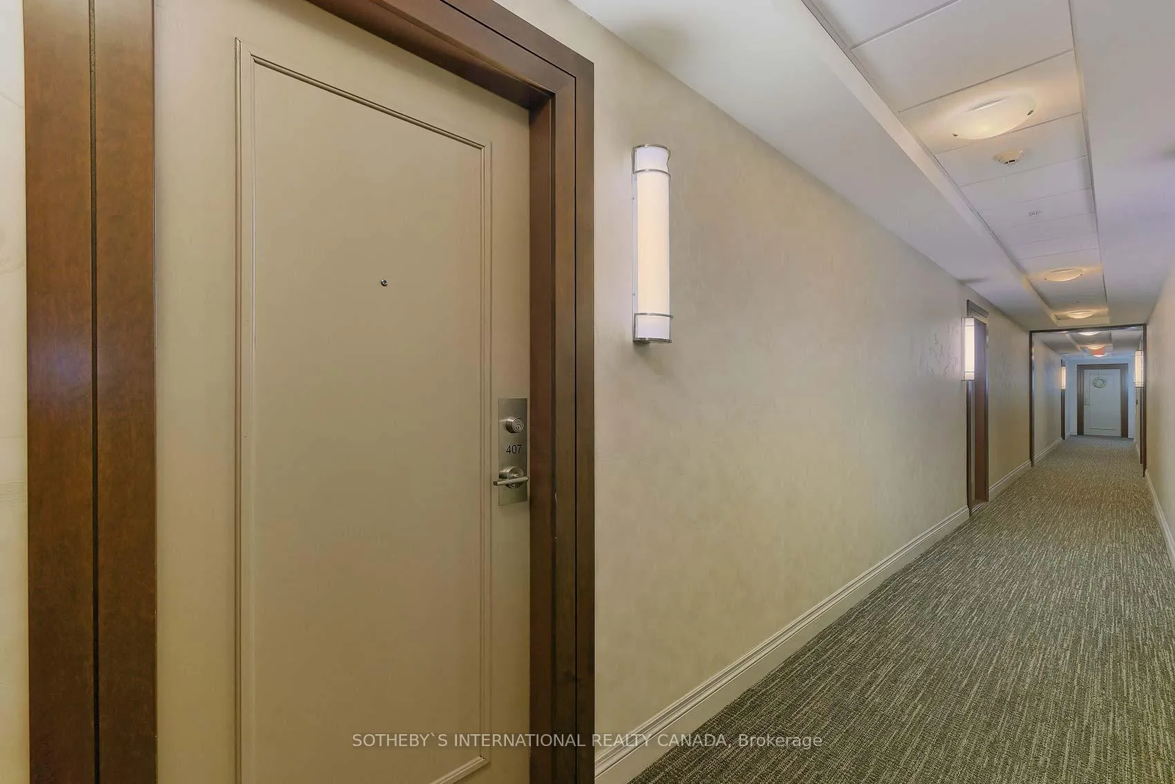 Photo 7 of Unit 407, 2396 Major Mackenzie Drive, Vaughan, Maple — HOMEH