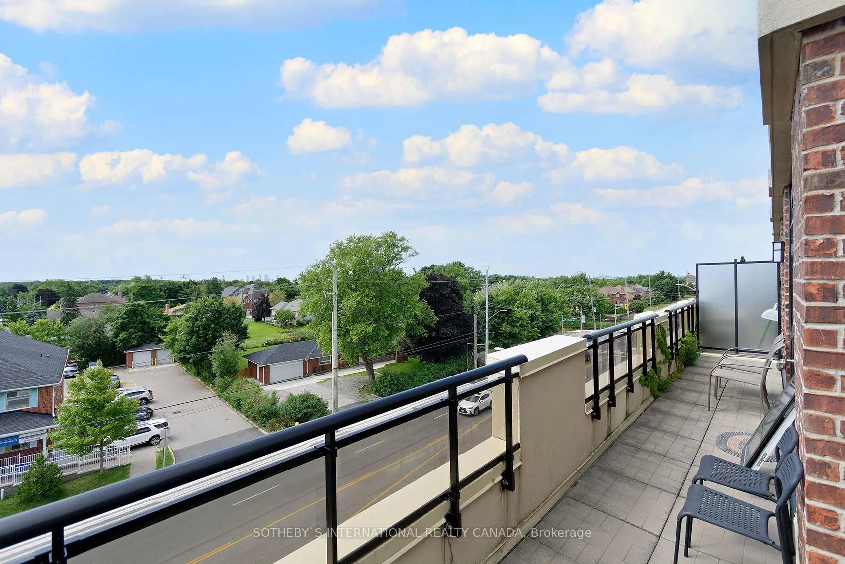 Photo 25 of Unit 407, 2396 Major Mackenzie Drive, Vaughan, Maple — HOMEH