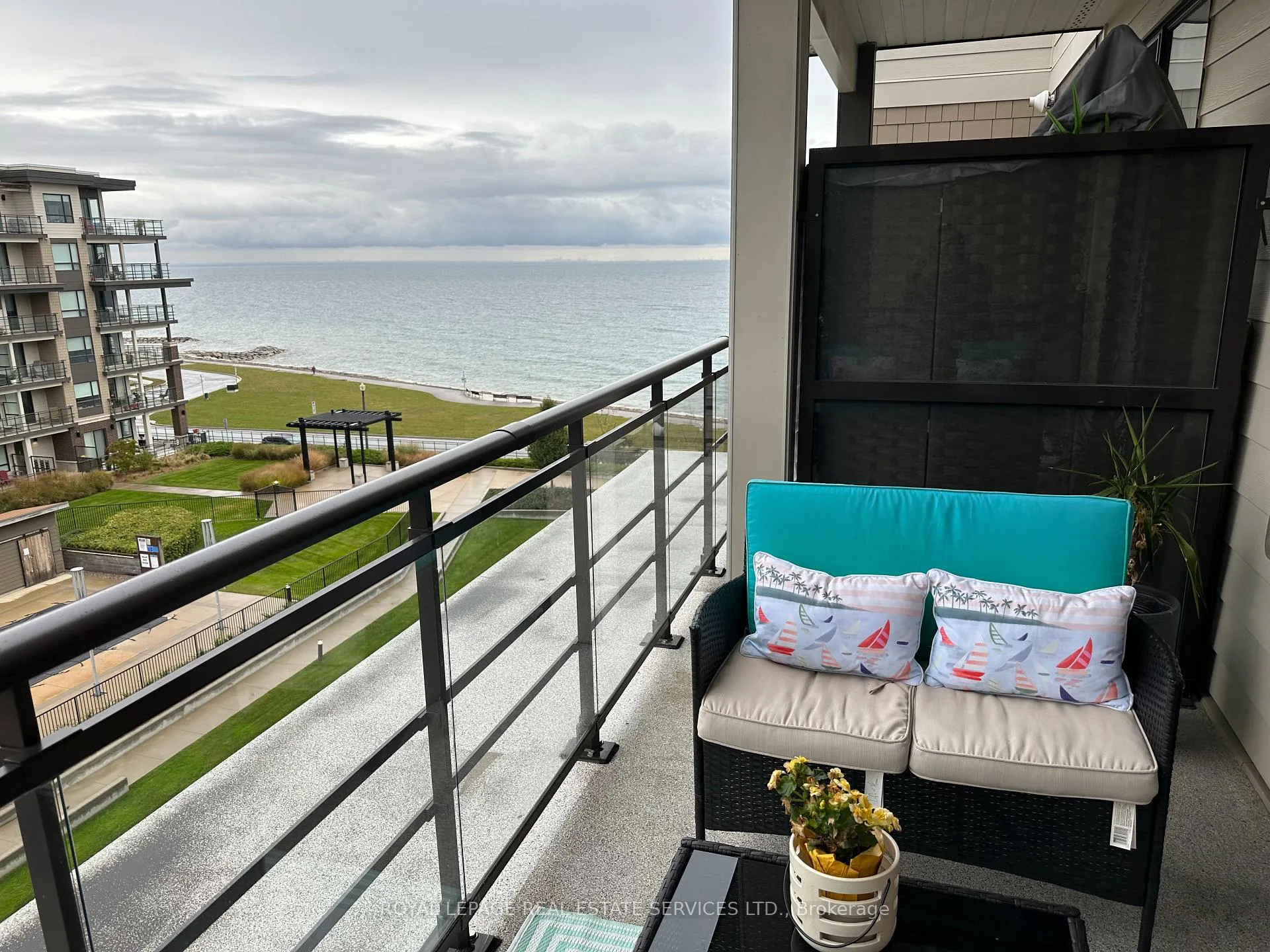 Photo 12 of Unit 516, 10 Esplanade Lane, Grimsby, Grimsby Beach — HOMEH