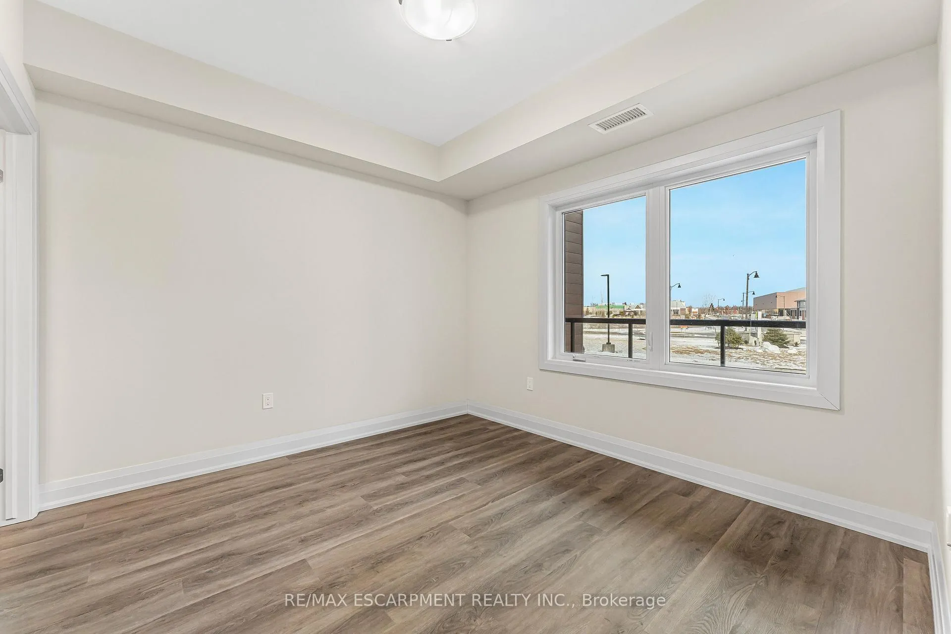 Photo 17 of Unit 114, 118 Summersides Boulevard, Pelham, Fonthill — HOMEH