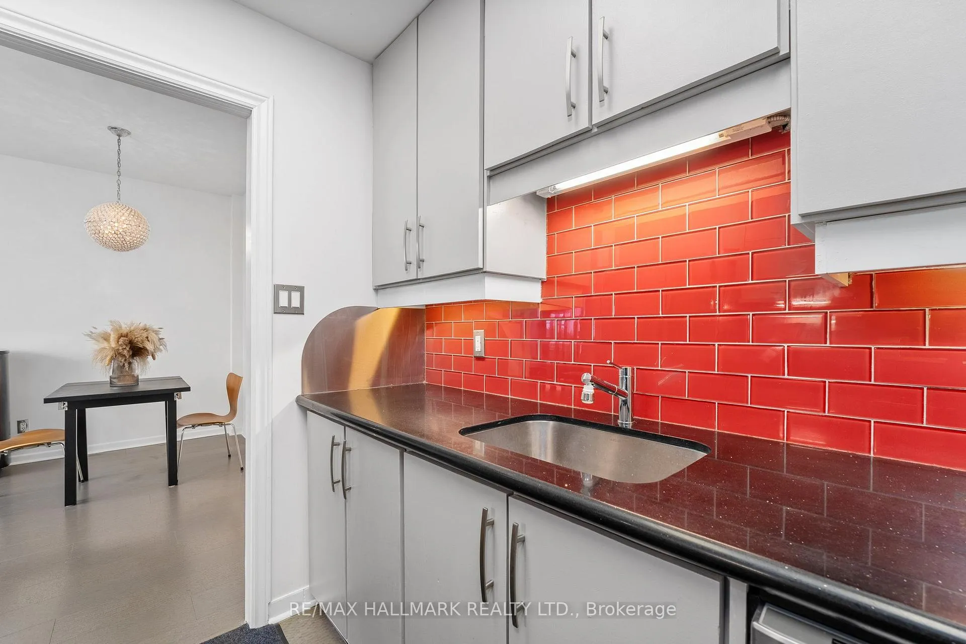 Photo 14 of Unit 508, 300 Coxwell Avenue, Toronto, Greenwood-Coxwell — HOMEH