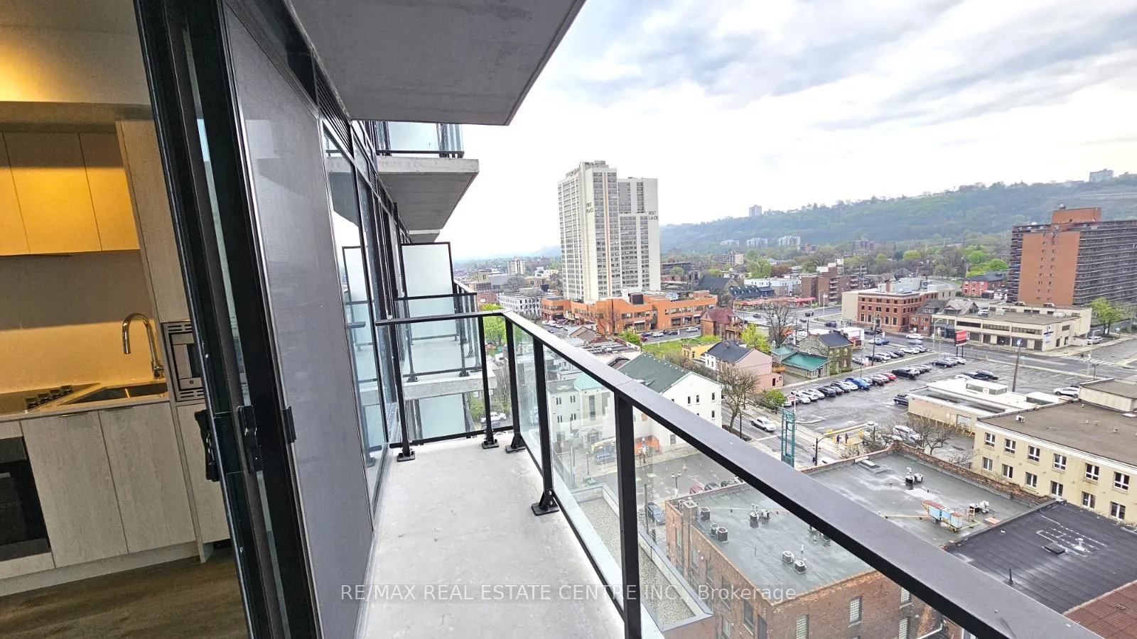 Photo 2 of Unit 1302, 1 Jarvis Street, Hamilton, Beasley — HOMEH