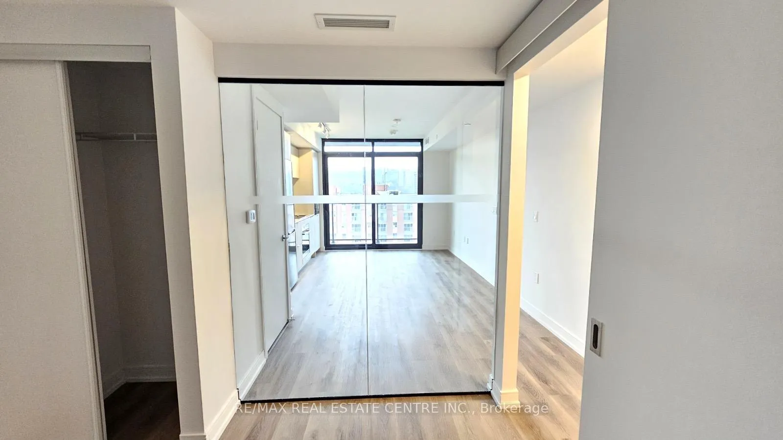 Photo 21 of Unit 1302, 1 Jarvis Street, Hamilton, Beasley — HOMEH