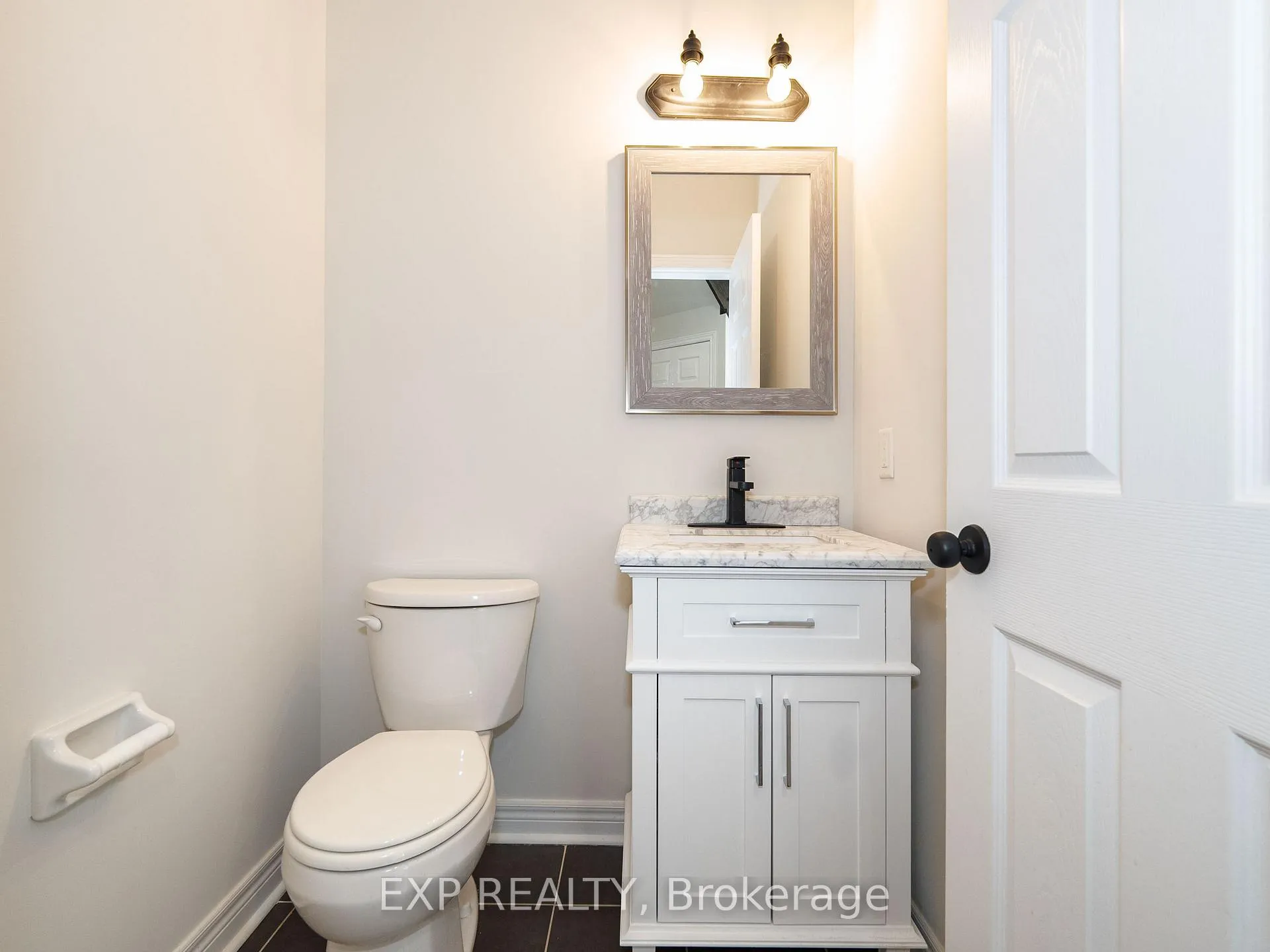 Photo 13 of 26 Bembridge Drive, Markham, Cathedraltown — HOMEH