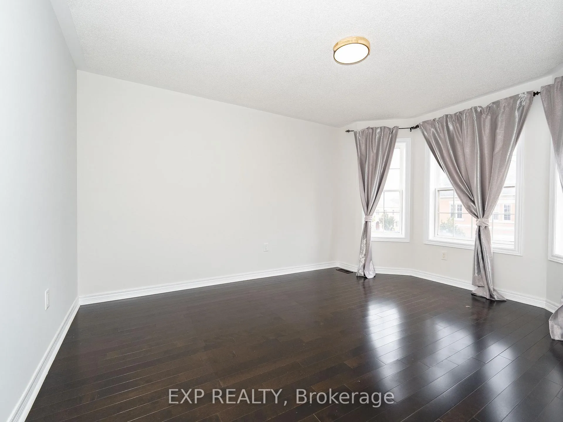 Photo 31 of 26 Bembridge Drive, Markham, Cathedraltown — HOMEH