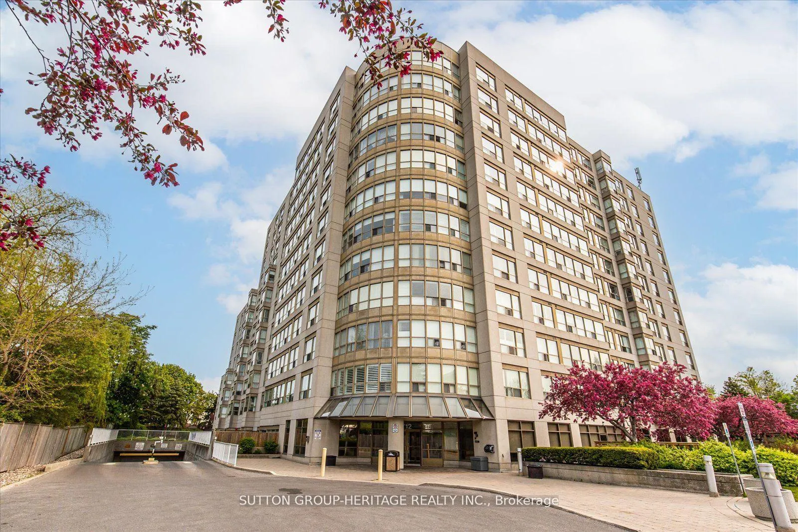 Photo 1 of Unit PH #6, 712 Rossland Road E, Whitby, Pringle Creek — HOMEH