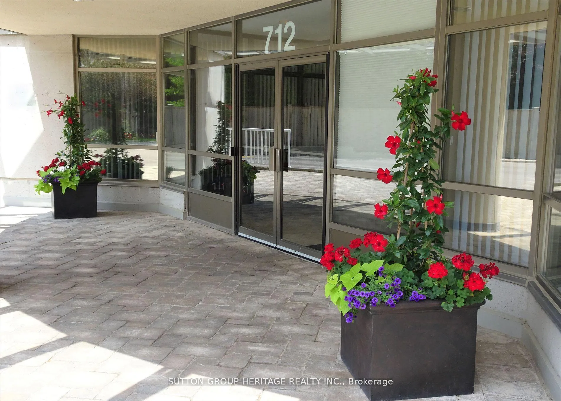 Photo 3 of Unit PH #6, 712 Rossland Road E, Whitby, Pringle Creek — HOMEH