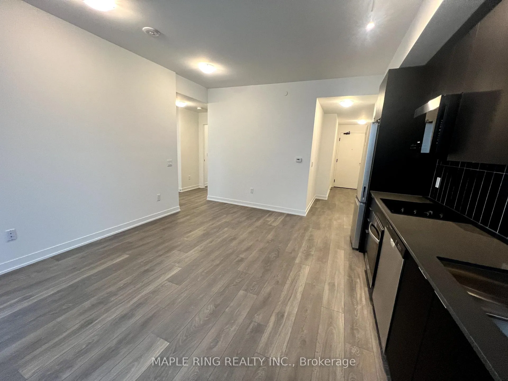 Photo 3 of Unit 1523, 498 Caldari Road, Vaughan, Concord — HOMEH