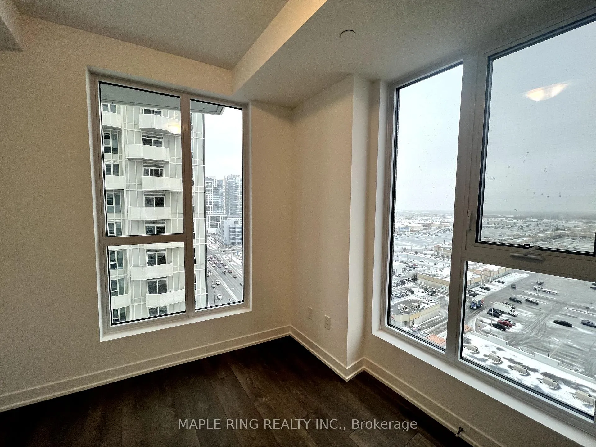 Photo 4 of Unit 1523, 498 Caldari Road, Vaughan, Concord — HOMEH