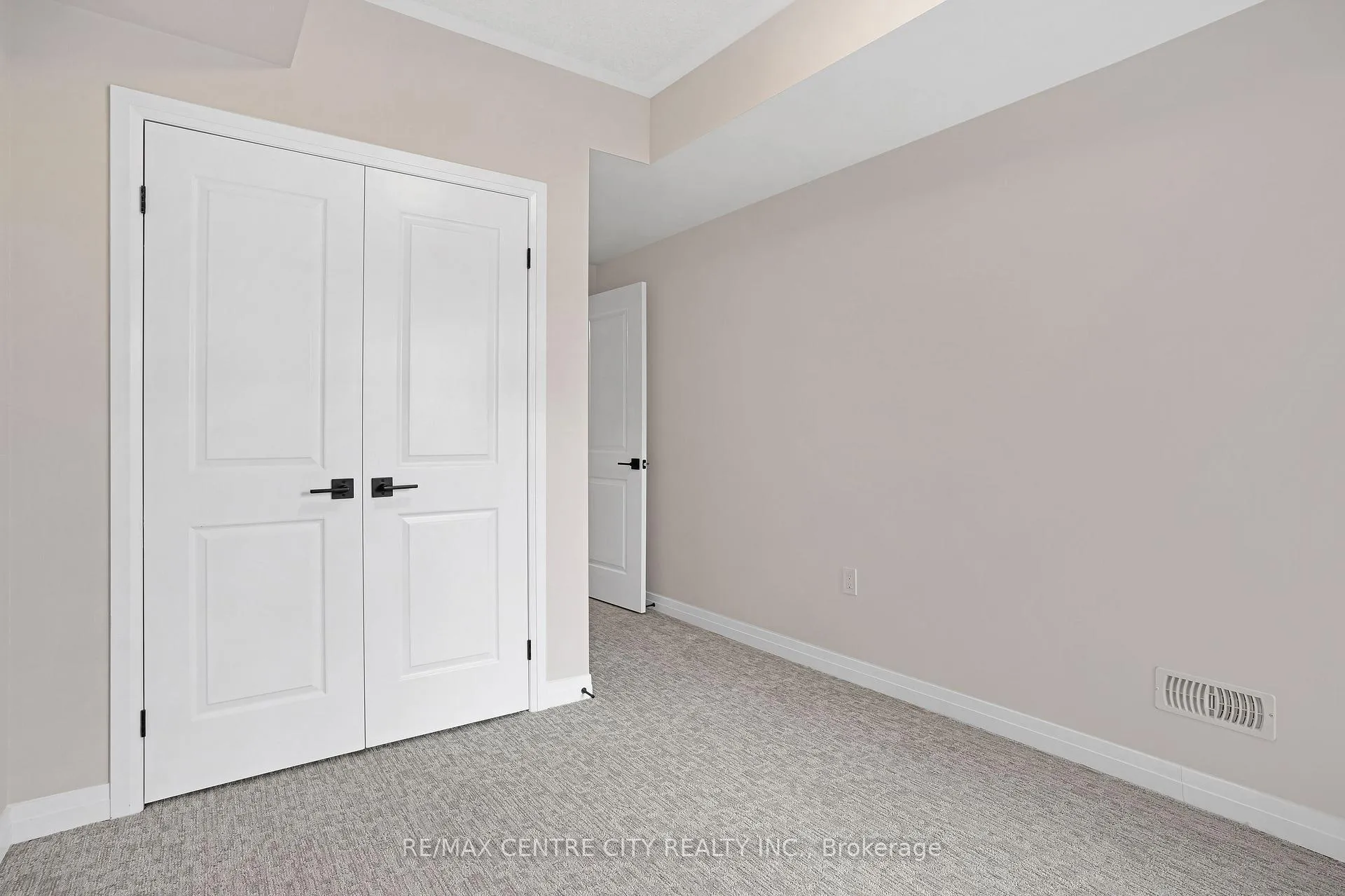 Photo 9 of Unit 17, 142 Foamflower Place, Waterloo — HOMEH