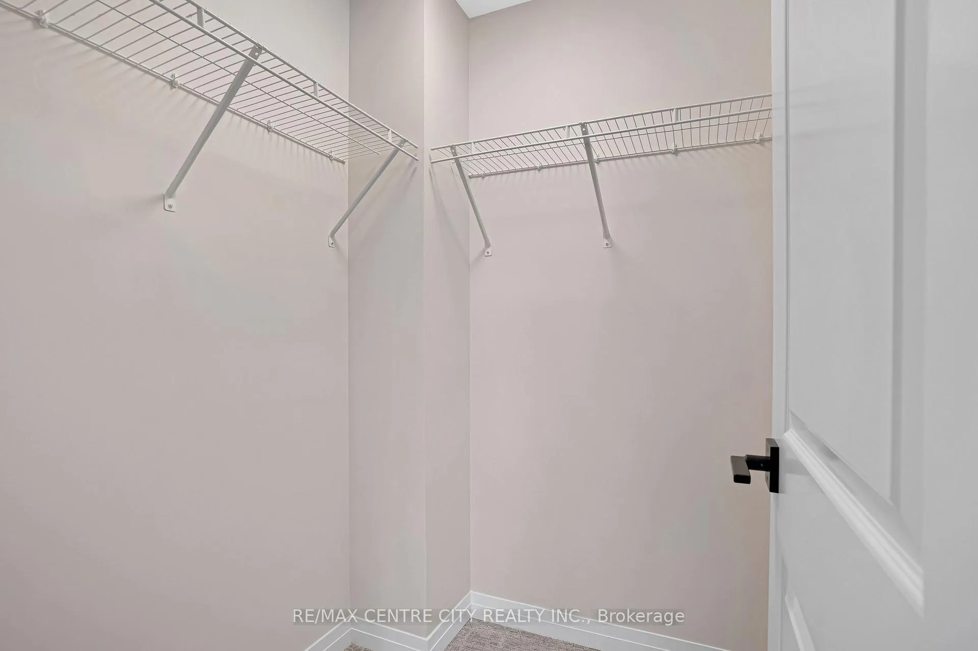 Photo 15 of Unit 17, 142 Foamflower Place, Waterloo — HOMEH