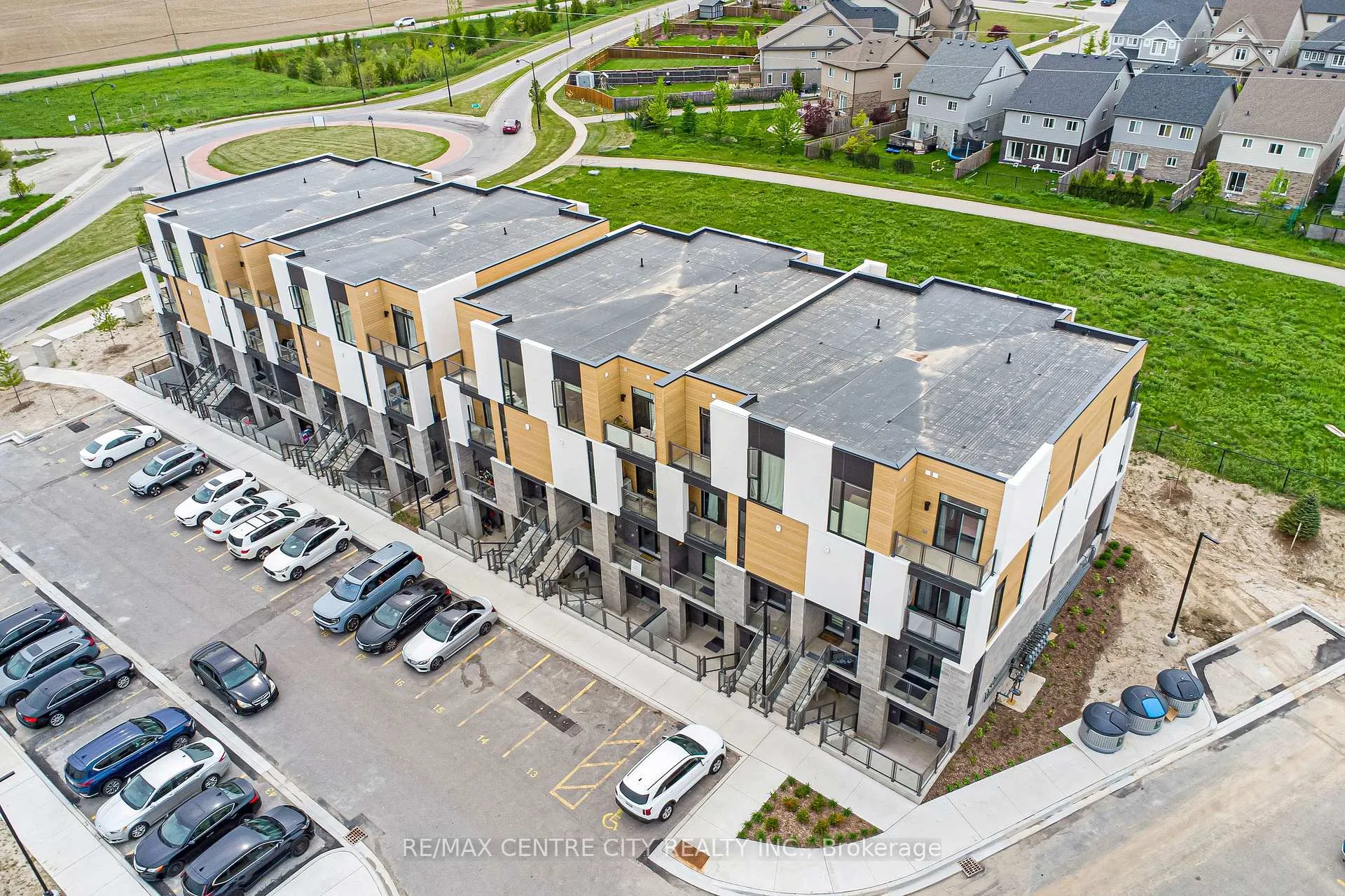 Photo 24 of Unit 17, 142 Foamflower Place, Waterloo — HOMEH