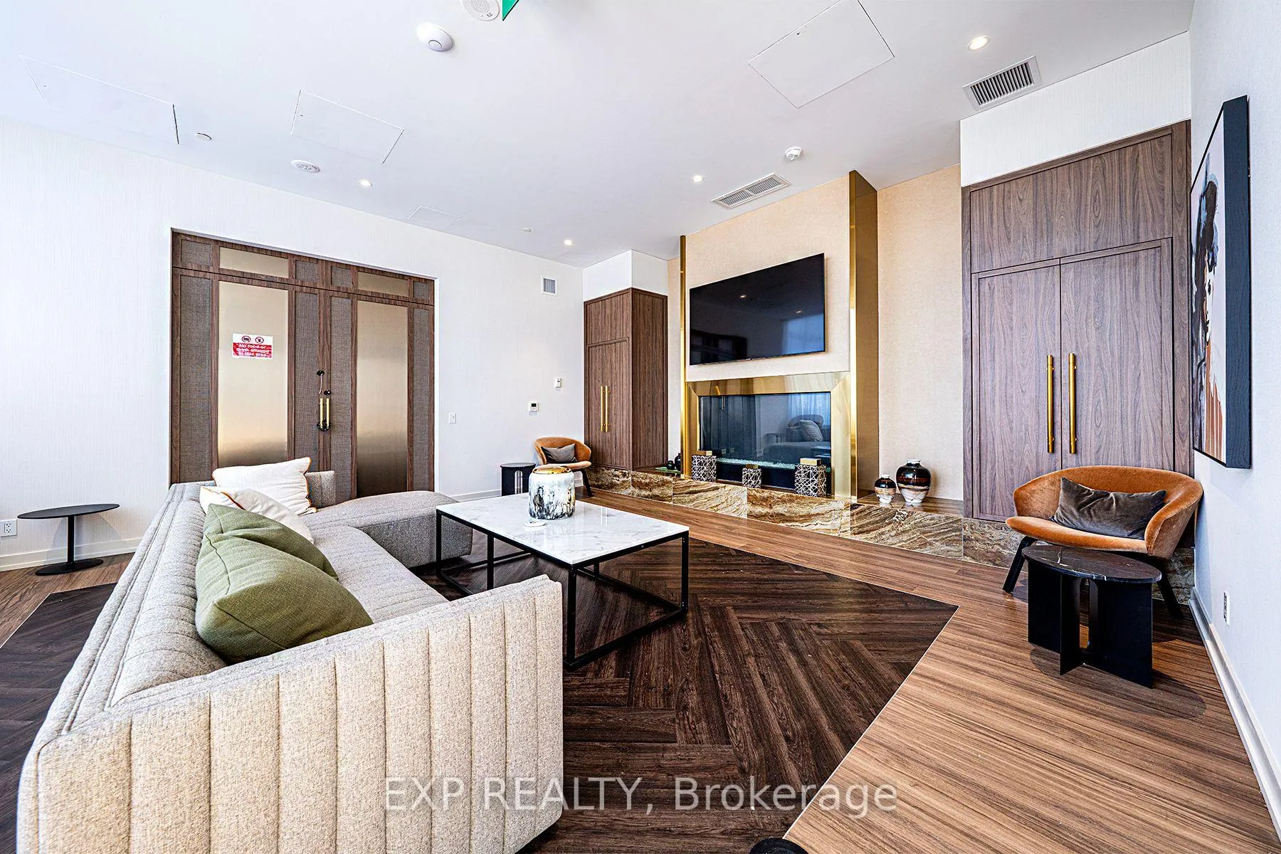 Photo 26 of Unit PH -02, 7890 Jane Street, Vaughan, Concord — HOMEH